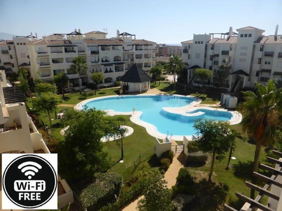 Apartamentos Residencial Duquesa San Luis de Sabinillas Exterior photo