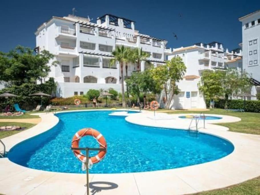 Apartamentos Residencial Duquesa San Luis de Sabinillas Exterior photo
